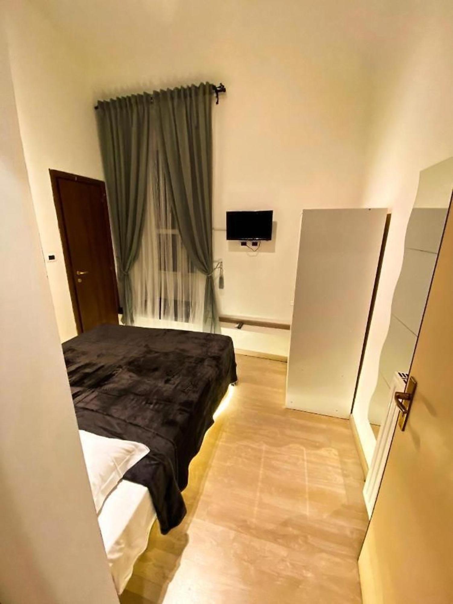 Cialdini 13 Roma Hotel Екстериор снимка